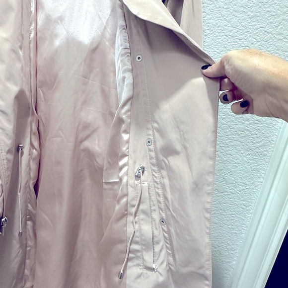 Kristen Blake hooded rain jacket. Size XL. Blush pink. - Picture 5 of 5